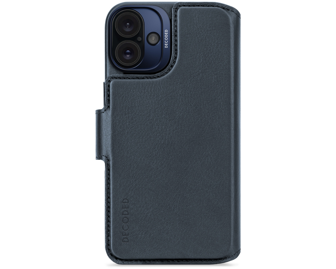 Decoded - Leather Detachable Wallet till iPhone 16 Plus Marinblå