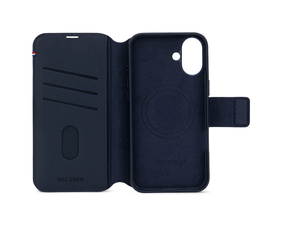 Decoded - Leather Detachable Wallet till iPhone 16 Plus Marinblå