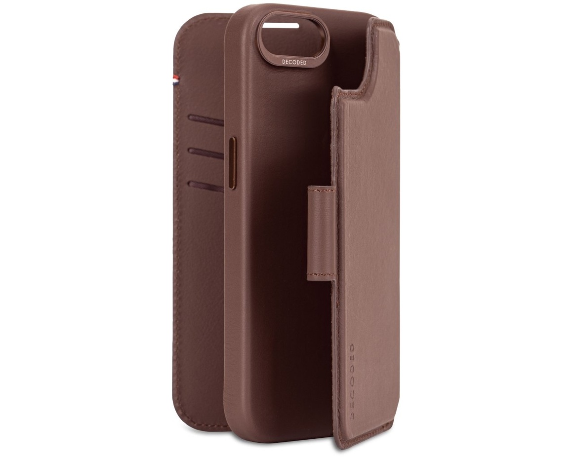 Decoded Leather Detachable Wallet till iPhone 16e Chokladbrun