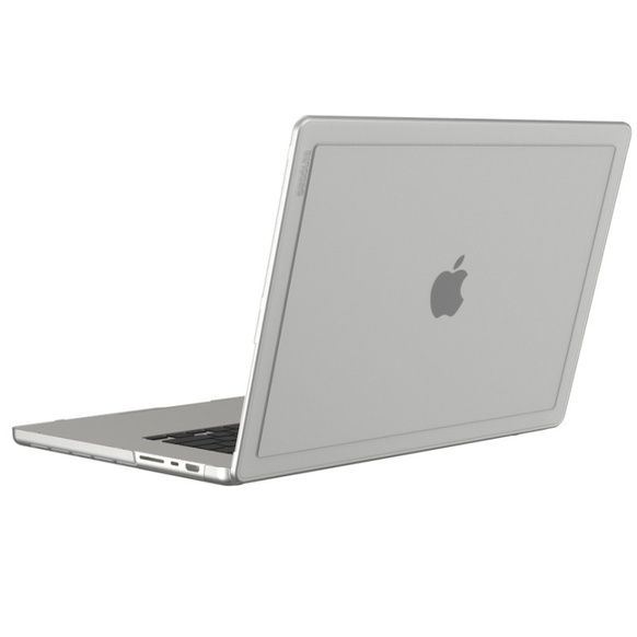 Incase Hardshell-skal till MacBook Air 15" (M2-M4, 2023-2025) - Transparent