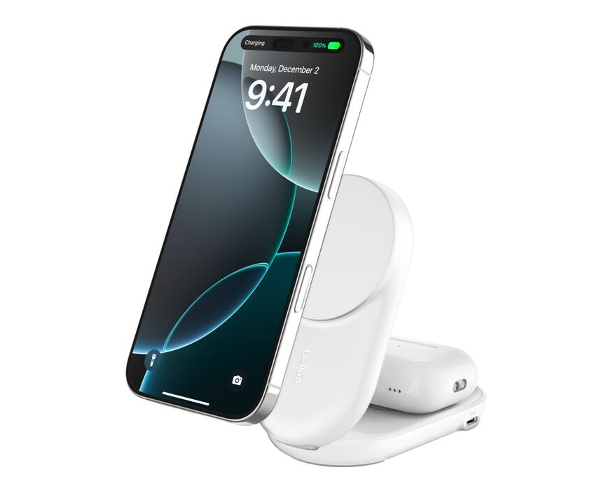 Belkin UltraCharge 2-i-1 hopfällbar magnetisk laddare med Qi2 25W Vit