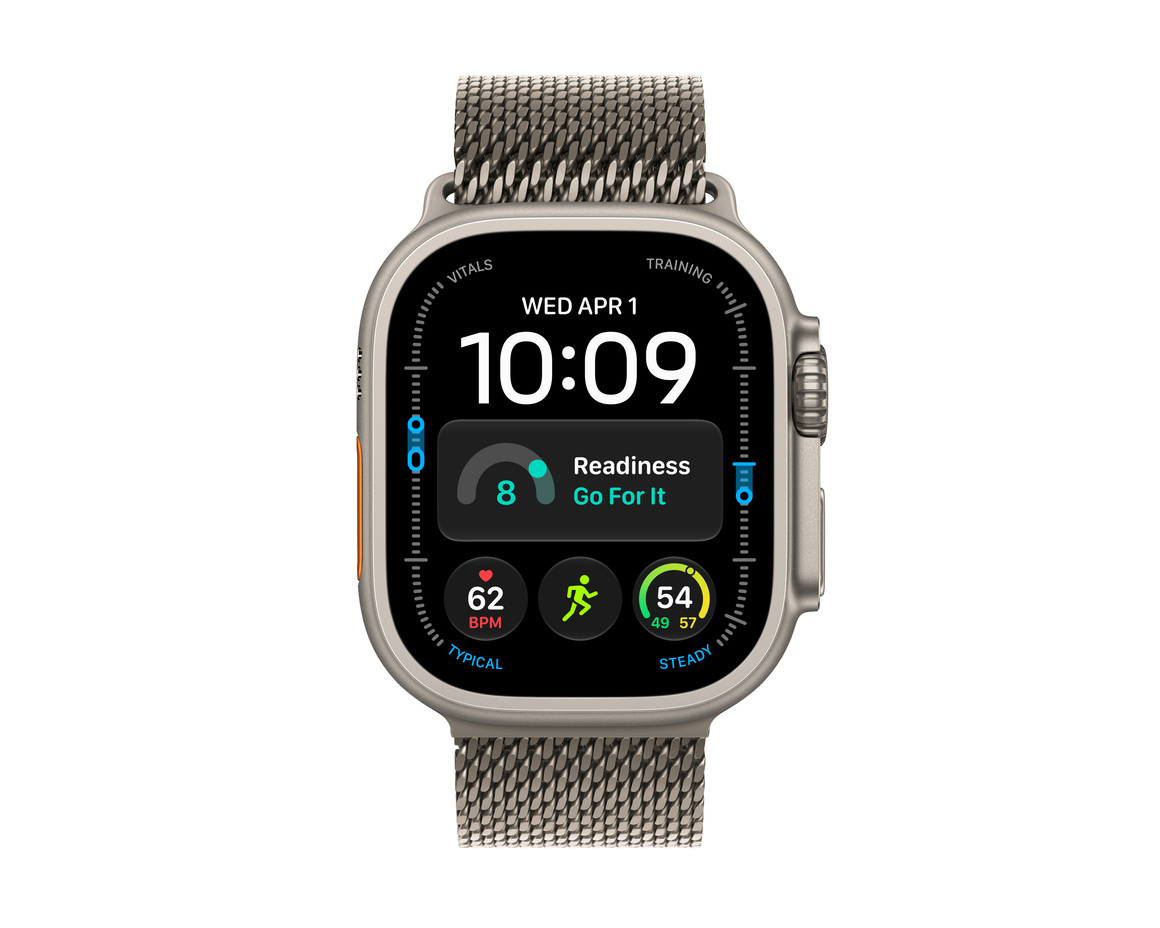 Apple Watch Ultra 4 GPS + Cellular 49mm med Milaneseloop Naturlig Small